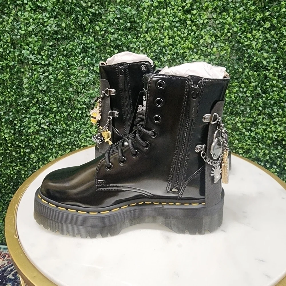 SOLD 😪DR. MARTENS X MARC JACOBS CHARM JADON BOOT - Picture 9 of 15